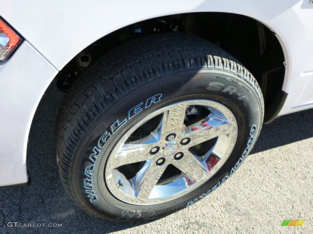 2014 1500 Express Crew Cab 4x4 - Bright White / Black/Diesel Gray photo #12