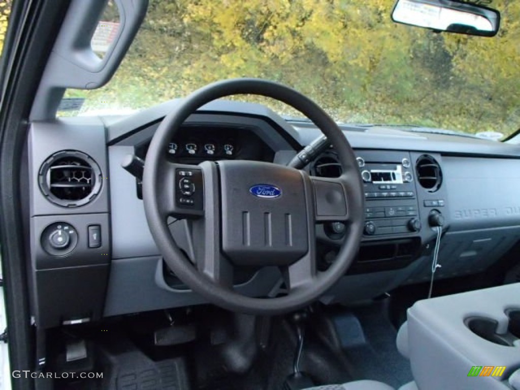2014 Ford F250 Super Duty XL SuperCab 4x4 Dashboard Photos