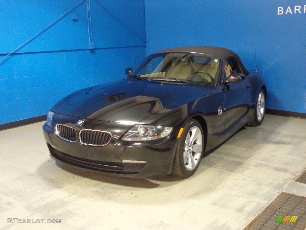 Black Sapphire Metallic BMW Z4