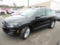 Deep Black Metallic - Tiguan SE Photo No. 2