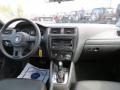 Black - Jetta SE Sedan Photo No. 18
