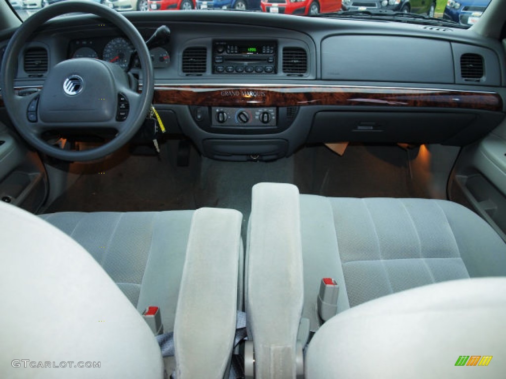 2004 Grand Marquis GS - Silver Birch Metallic / Light Flint photo #10