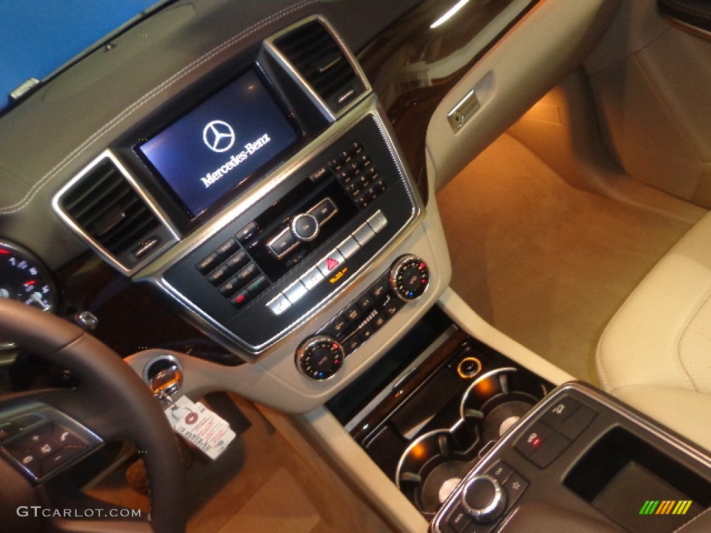 2013 GL 450 4Matic - Cinnabar Red Metallic / Almond Beige photo #23