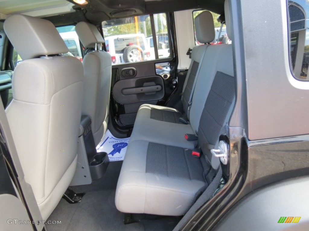 2009 Jeep Wrangler Unlimited X 4x4 Rear Seat Photos