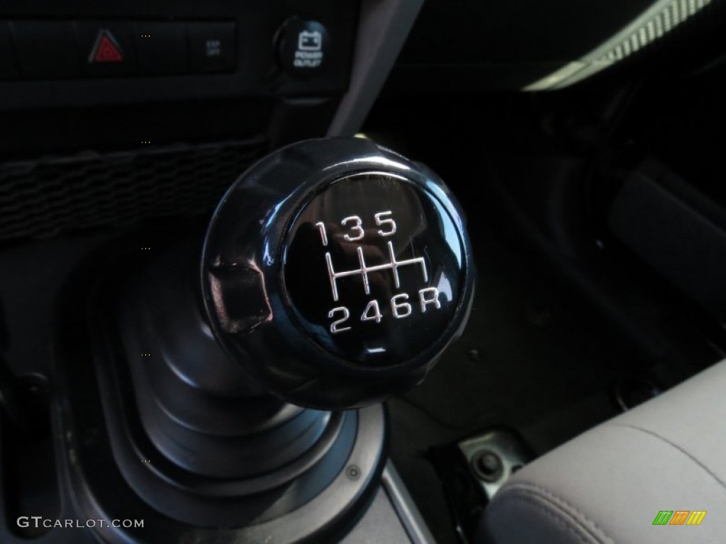 2009 Jeep Wrangler Unlimited X 4x4 Transmission Photos