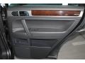Alaska Grey Metallic - Touareg 2 VR6 Photo No. 35