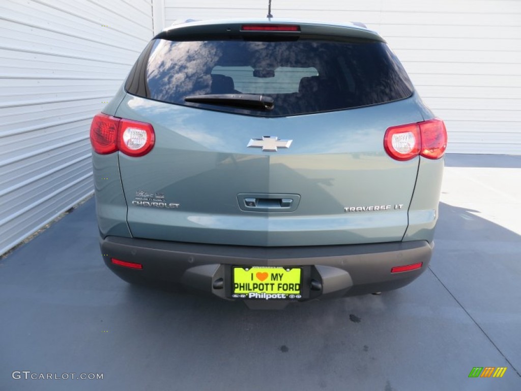 2009 Traverse LT - Silver Moss Metallic / Ebony photo #5
