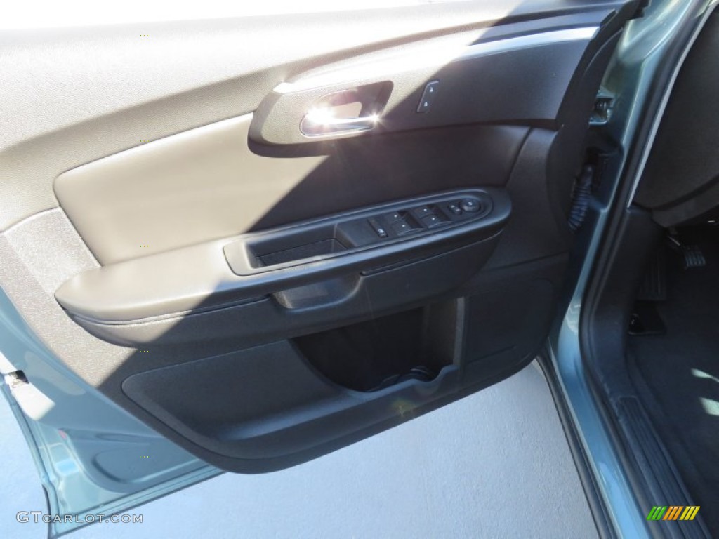 2009 Traverse LT - Silver Moss Metallic / Ebony photo #29