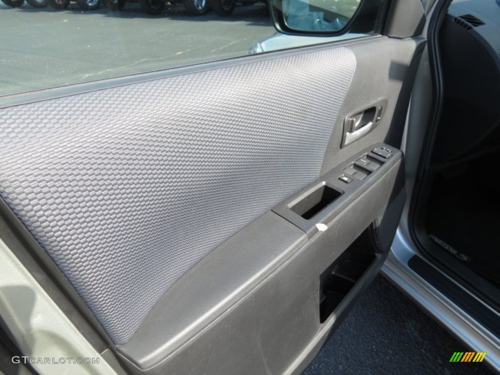 2007 MAZDA5 Sport - True Silver Metallic / Black photo #11
