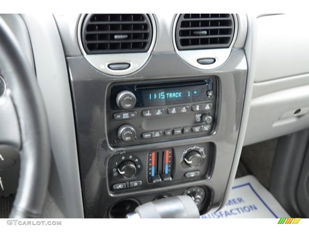 2007 Envoy SLE - Sand Beige Metallic / Light Gray photo #24