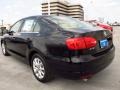 Black - Jetta SE Sedan Photo No. 4