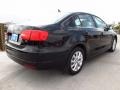 Black - Jetta SE Sedan Photo No. 6
