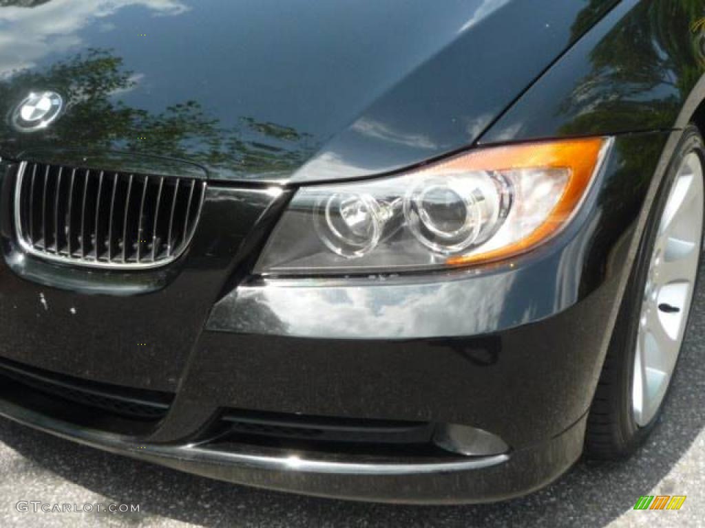 2006 3 Series 330i Sedan - Jet Black / Black photo #15