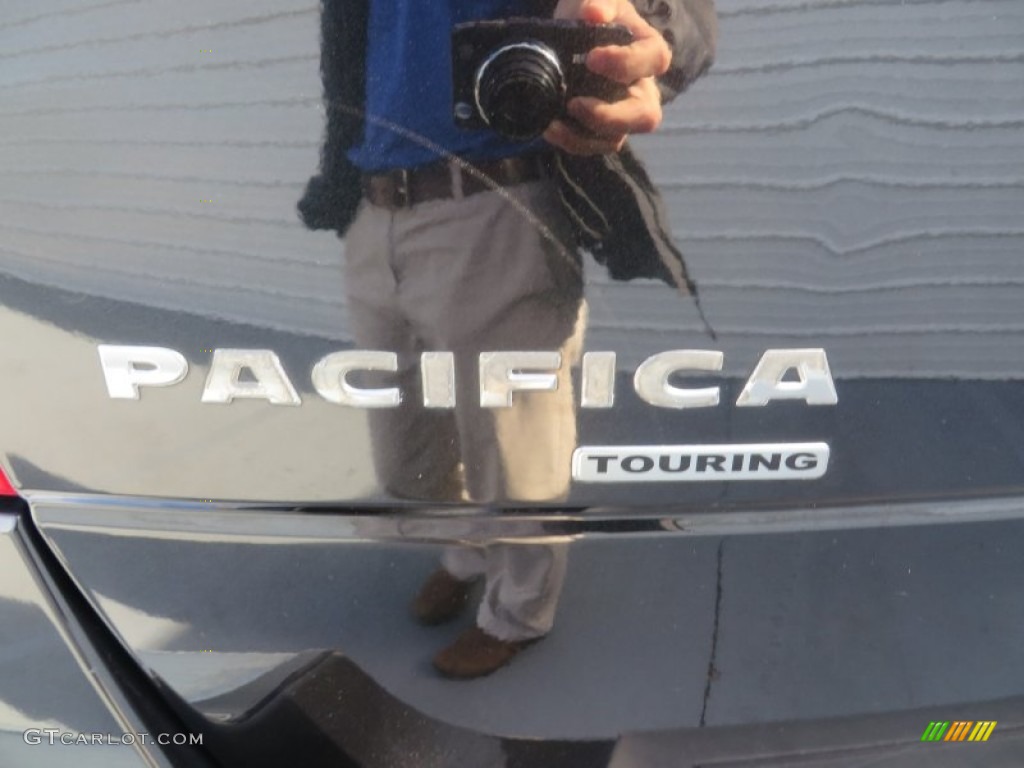 2005 Pacifica Touring - Brilliant Black / Dark Slate Gray photo #21