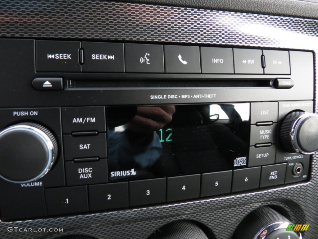2014 Dodge Challenger R/T Blacktop Audio System Photos