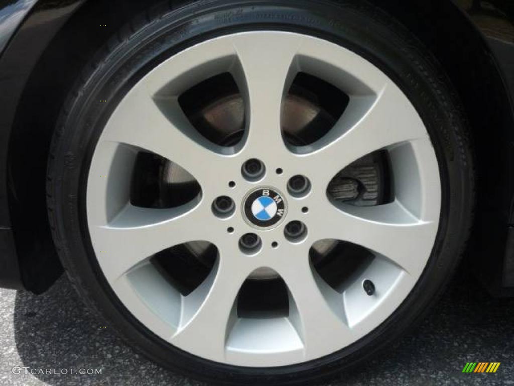 2006 3 Series 330i Sedan - Jet Black / Black photo #38
