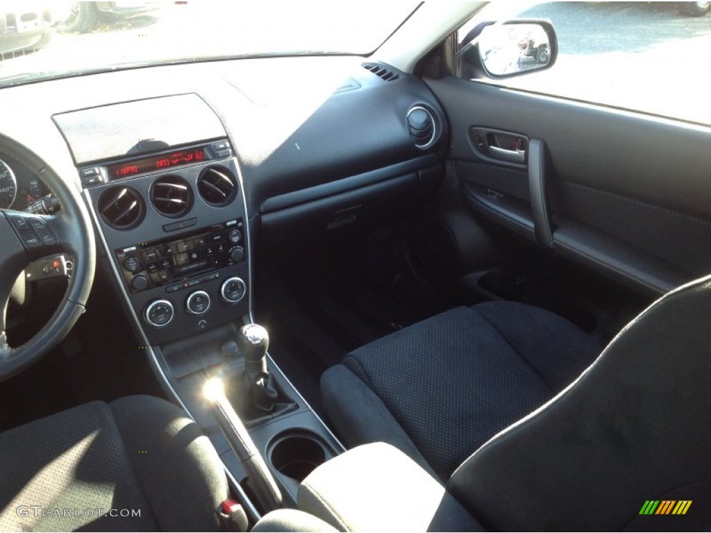 2006 MAZDA6 s Sport Sedan - Lapis Blue Metallic / Black photo #11