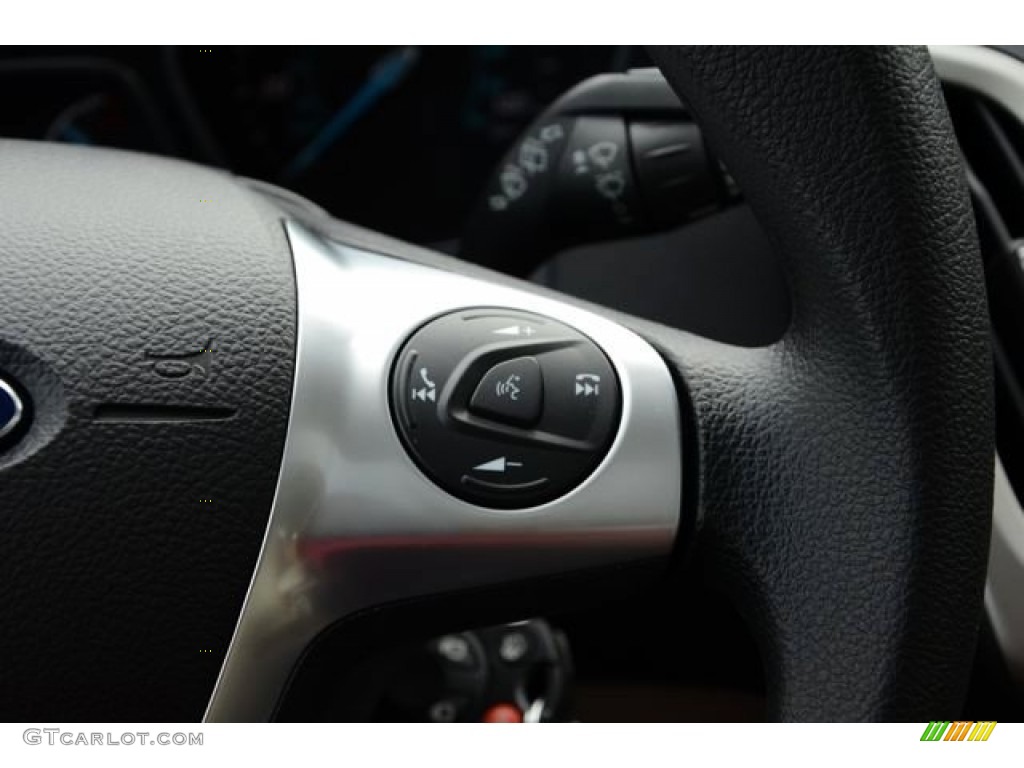 2014 Focus SE Hatchback - Ruby Red / Medium Light Stone photo #26