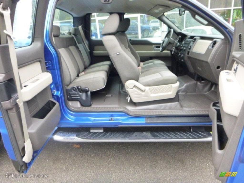 Stone/Medium Stone Interior 2009 Ford F150 STX SuperCab 4x4 Photo #87697709