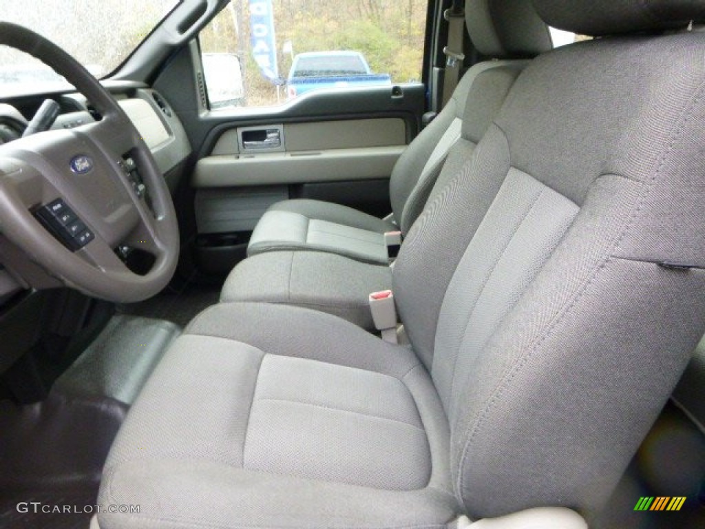 2009 Ford F150 STX SuperCab 4x4 Front Seat Photo #87697727