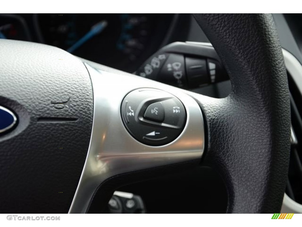 2014 Focus SE Hatchback - Sterling Gray / Medium Light Stone photo #25