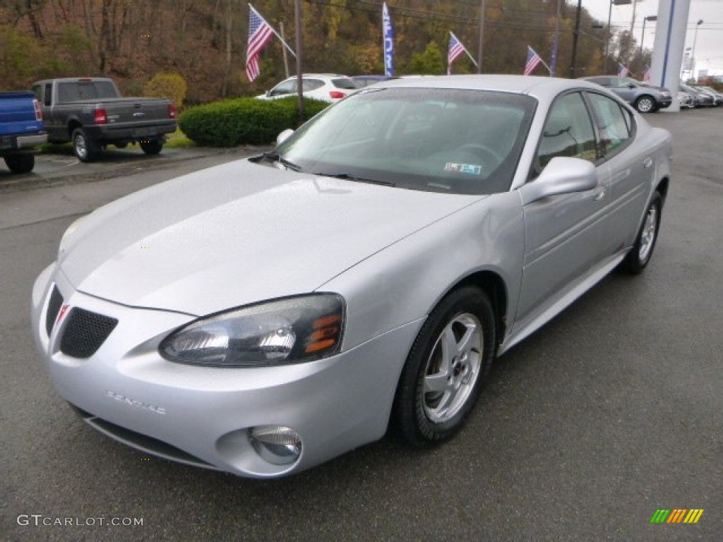 2004 Grand Prix GT Sedan - Galaxy Silver Metallic / Dark Pewter photo #6