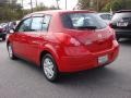 Red Alert - Versa 1.8 S Hatchback Photo No. 4