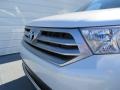 Blizzard White Pearl - Highlander V6 Photo No. 11