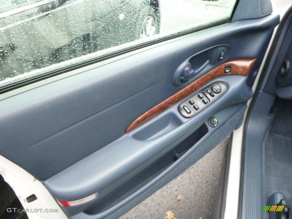 2001 LeSabre Limited - White / Medium Blue photo #11