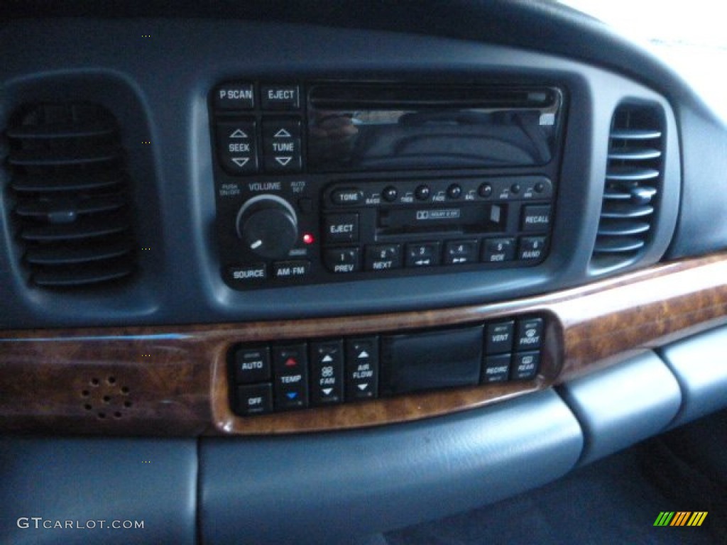2001 LeSabre Limited - White / Medium Blue photo #12