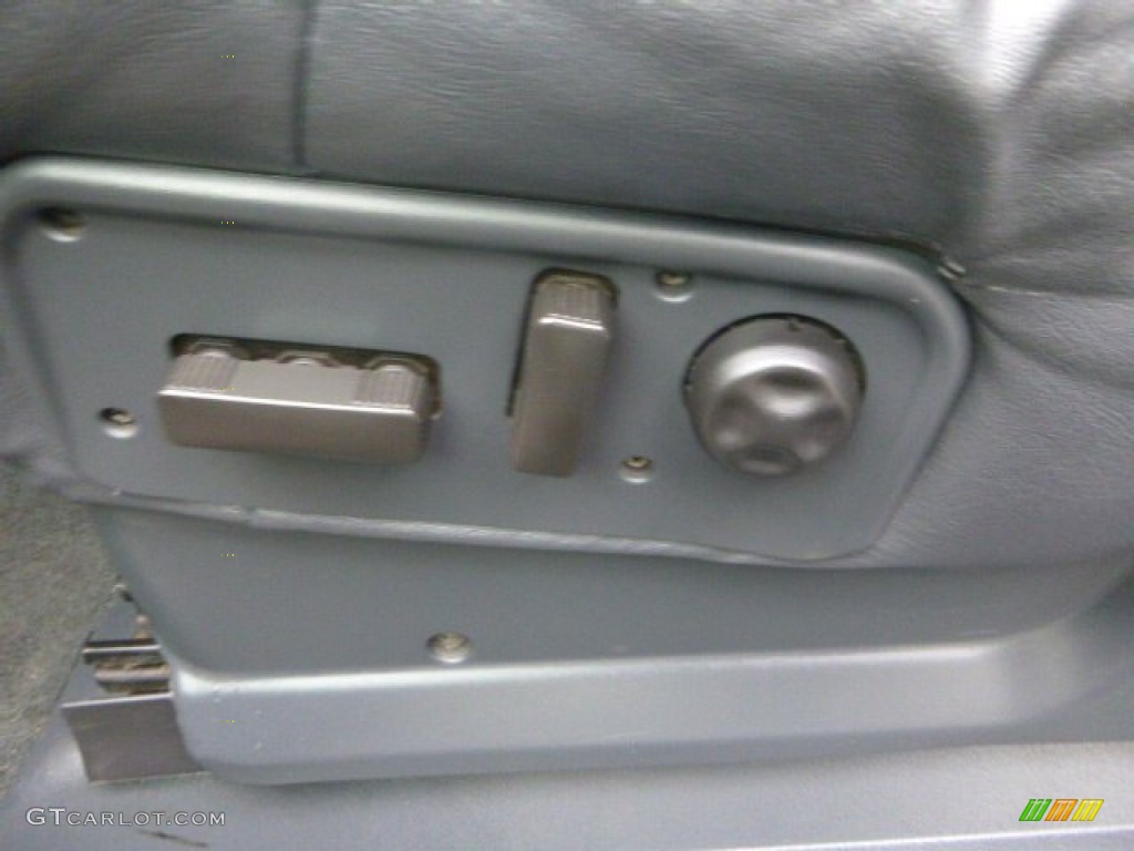 2002 Silverado 1500 LT Extended Cab 4x4 - Onyx Black / Graphite Gray photo #10