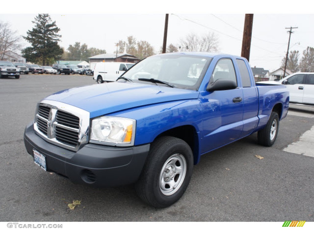 2007 Dakota ST Club Cab - Electric Blue Pearl / Medium Slate Gray photo #7