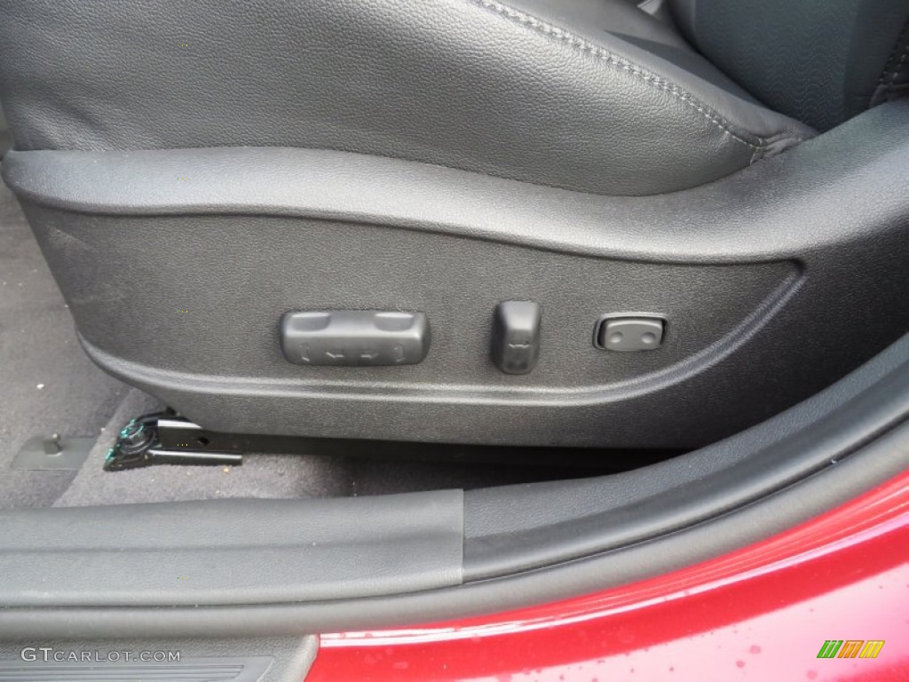 2013 Elantra Limited - Red / Black photo #27