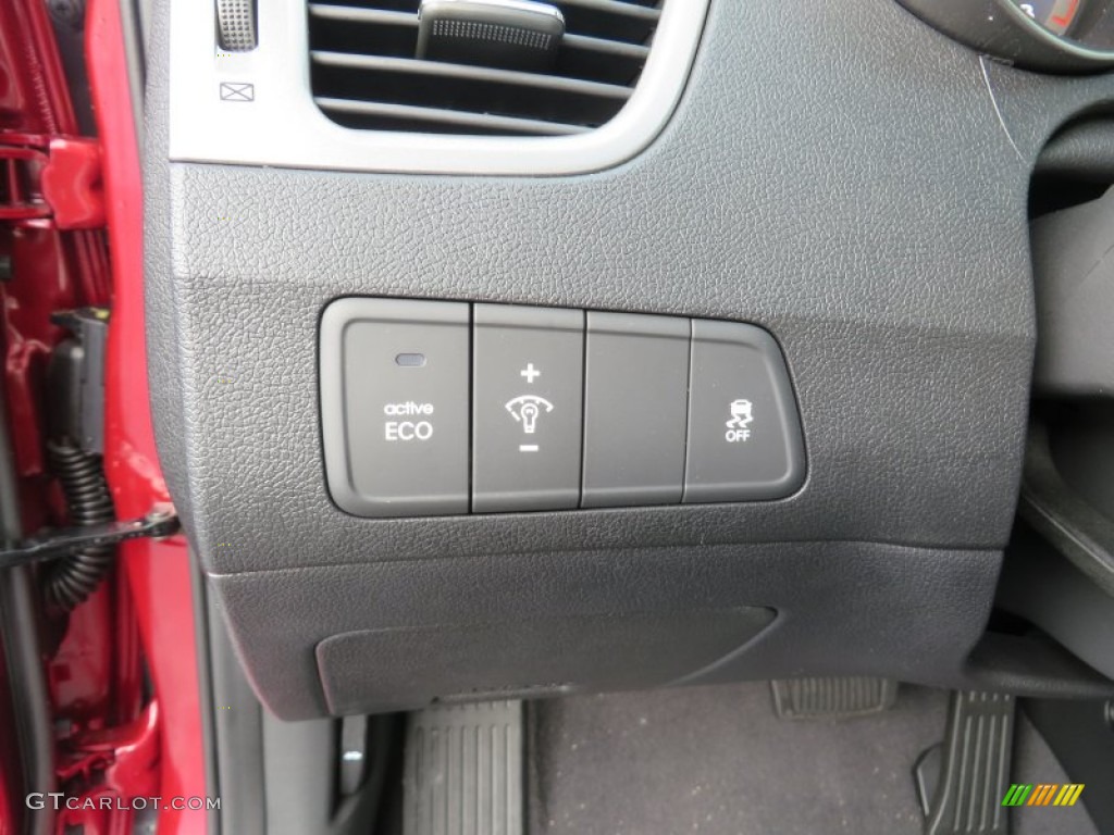 2013 Elantra Limited - Red / Black photo #34