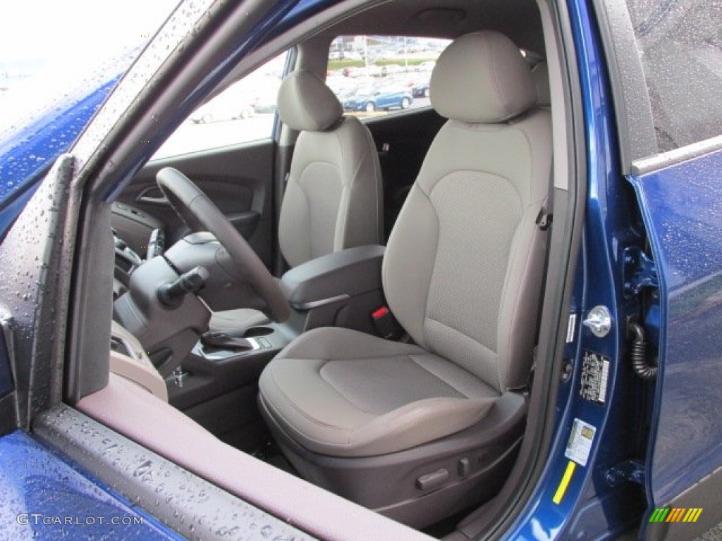 2014 Hyundai Tucson SE Front Seat Photo #87707603