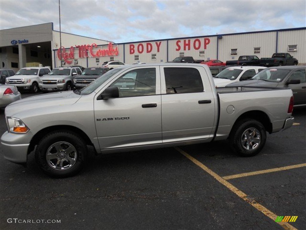 2011 Ram 1500 ST Crew Cab - Bright Silver Metallic / Dark Slate Gray/Medium Graystone photo #6