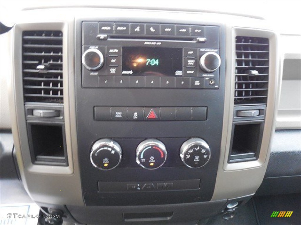 2011 Ram 1500 ST Crew Cab - Bright Silver Metallic / Dark Slate Gray/Medium Graystone photo #21