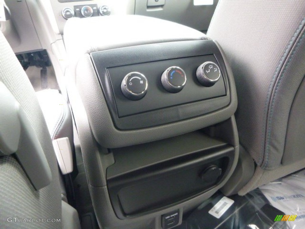 2014 Traverse LS - Tungsten Metallic / Dark Titanium/Light Titanium photo #15