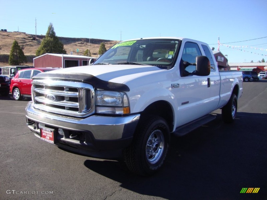 2004 F250 Super Duty Lariat SuperCab 4x4 - Oxford White / Medium Flint photo #3