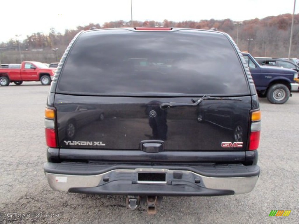 2004 Yukon XL 1500 SLT 4x4 - Carbon Metallic / Neutral/Shale photo #5