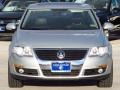 2009 White Gold Metallic Volkswagen Passat Komfort Sedan  photo #2