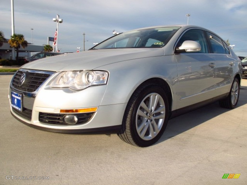 2009 Passat Komfort Sedan - White Gold Metallic / Deep Black photo #3