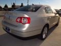 2009 White Gold Metallic Volkswagen Passat Komfort Sedan  photo #6