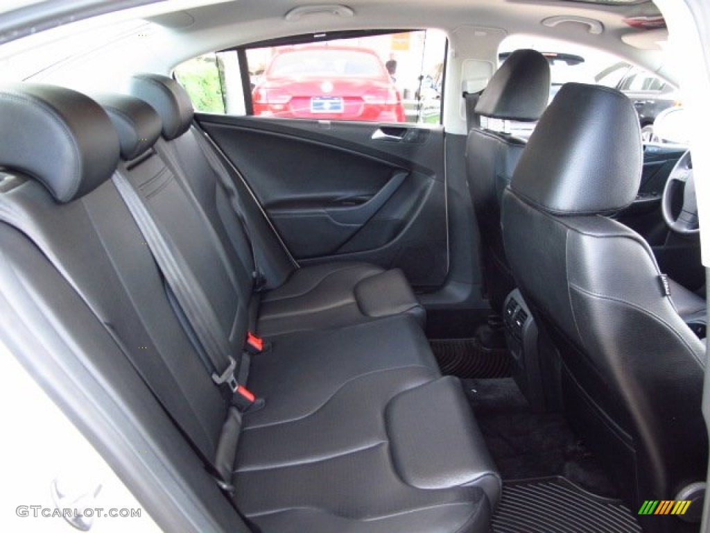 2009 Passat Komfort Sedan - White Gold Metallic / Deep Black photo #19
