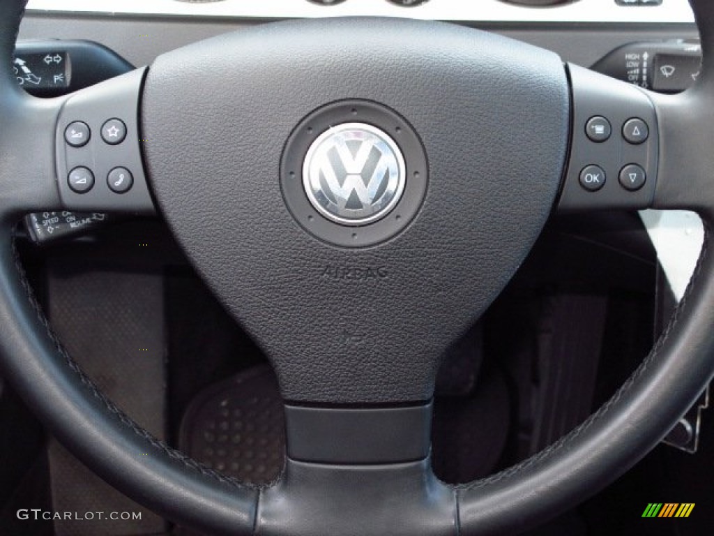 2009 Passat Komfort Sedan - White Gold Metallic / Deep Black photo #27