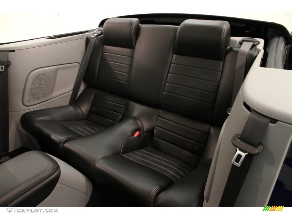 Black/Dove Accent Interior 2007 Ford Mustang V6 Premium Convertible Photo #87724857