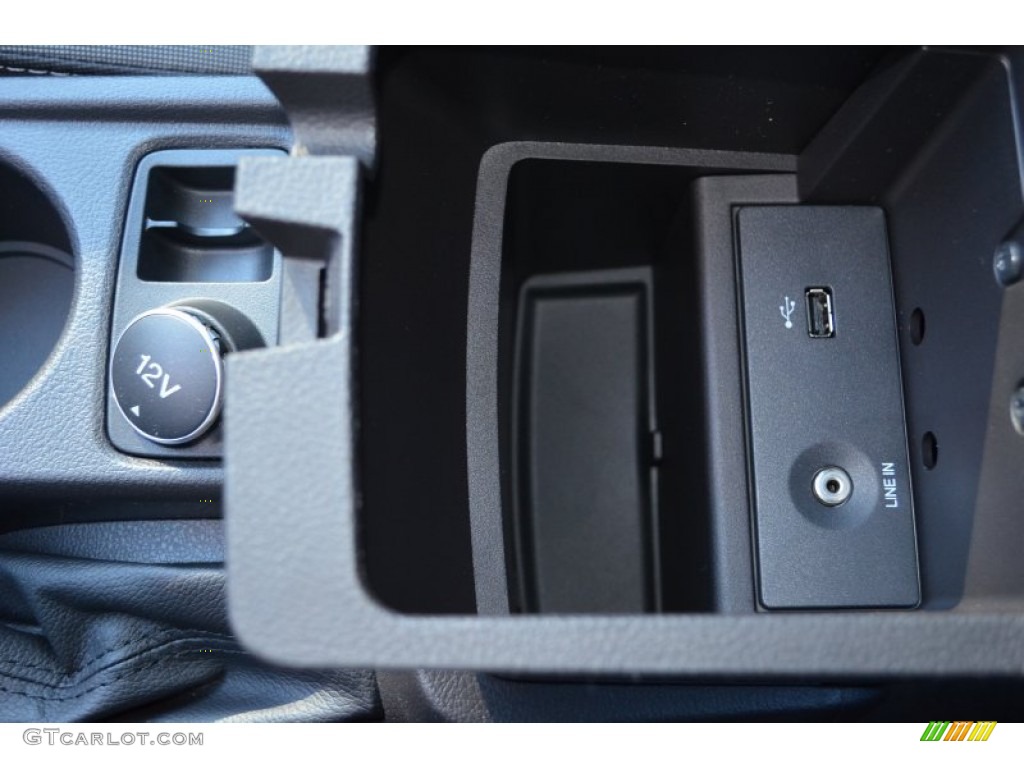 2014 Focus SE Sedan - Sterling Gray / Charcoal Black photo #14