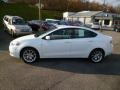 Bright White - Dart SXT Photo No. 4