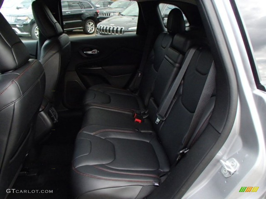 2014 Jeep Cherokee Trailhawk 4x4 Rear Seat Photo #87731804