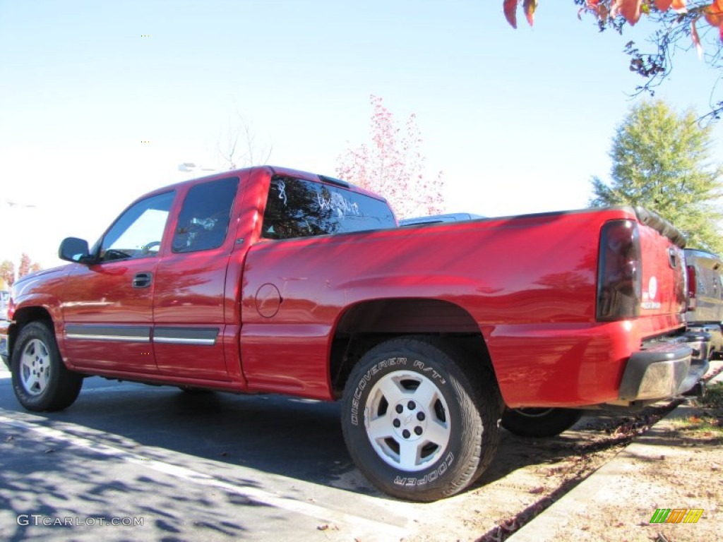 2006 Silverado 1500 LS Extended Cab - Victory Red / Dark Charcoal photo #2